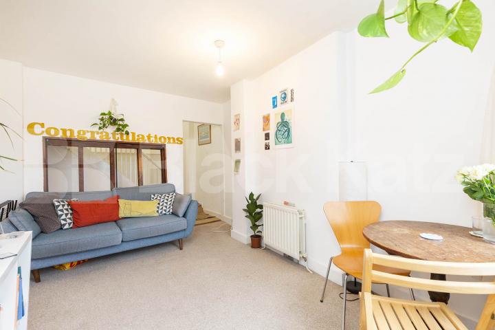 Fantastic two bed set within a period house mins to Crouch End Broadway Ridge Road, Crouch End